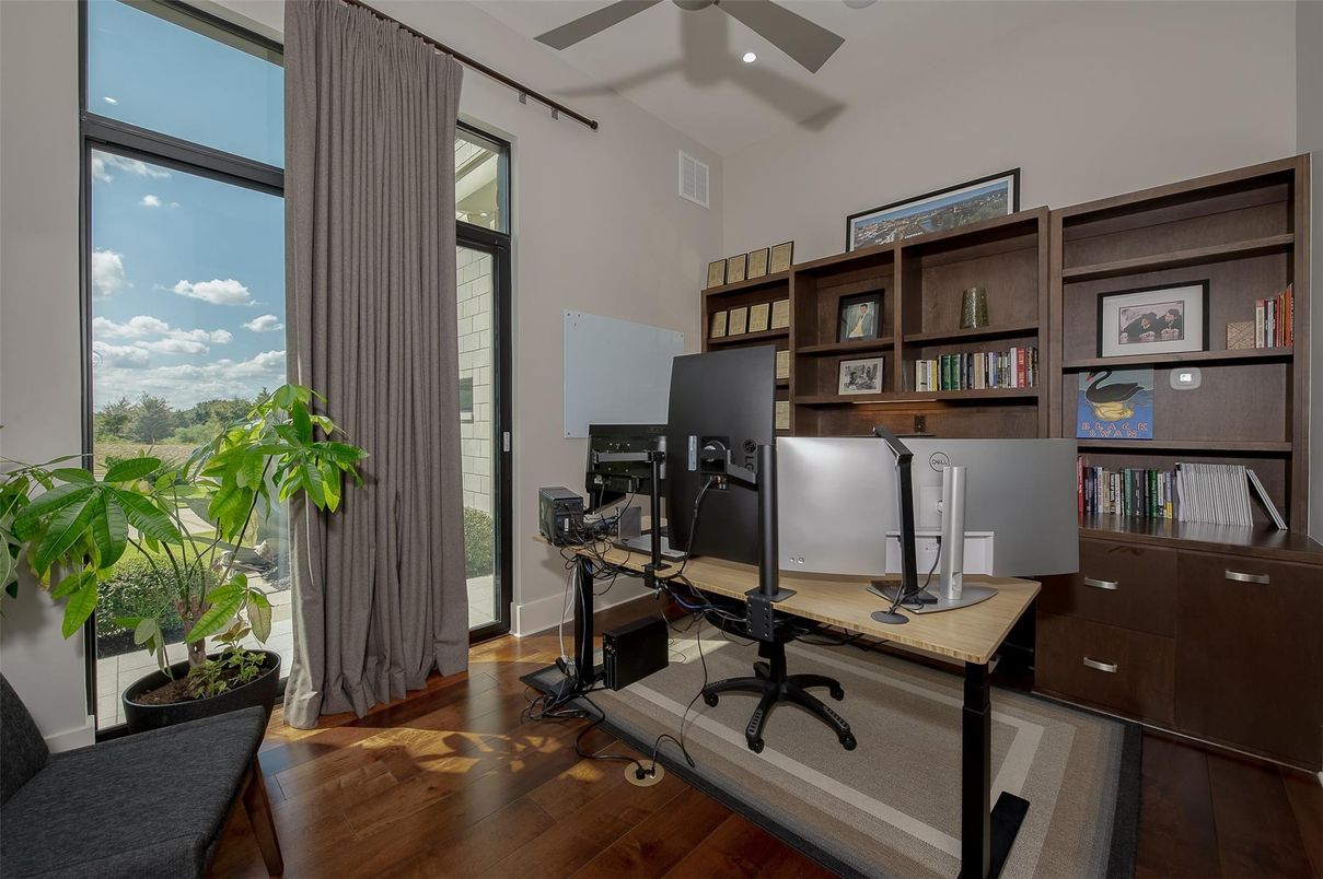 Home Office, Interior, Recessed Lighting, Wood Texture Flooring