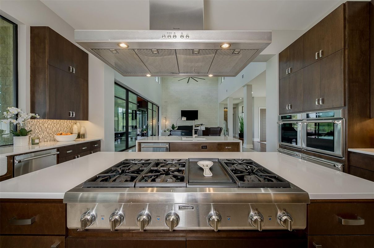 Interior, Kitchen, Stainless Steel Appliances