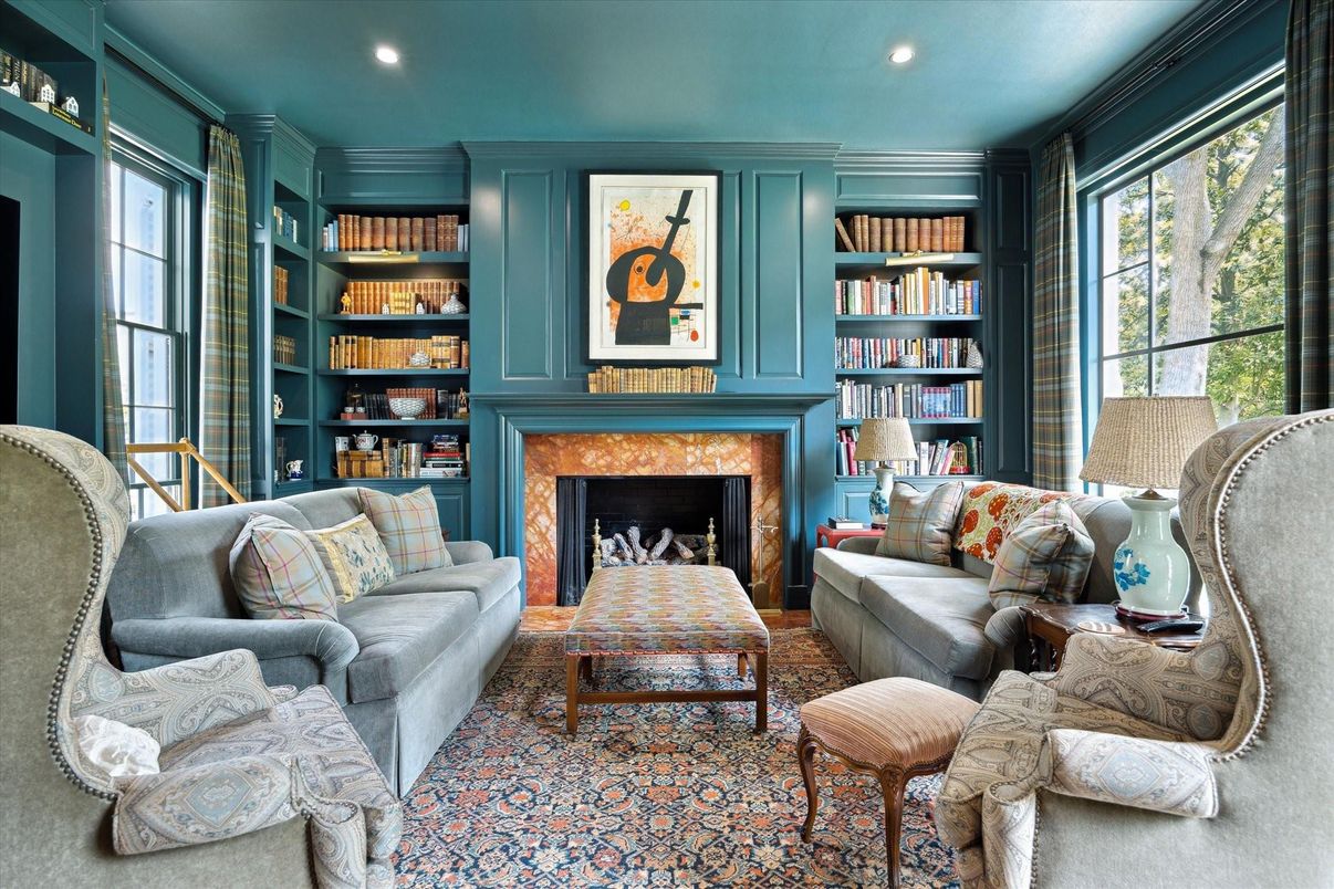 Fireplace, Interior, Living room, Recessed Lighting