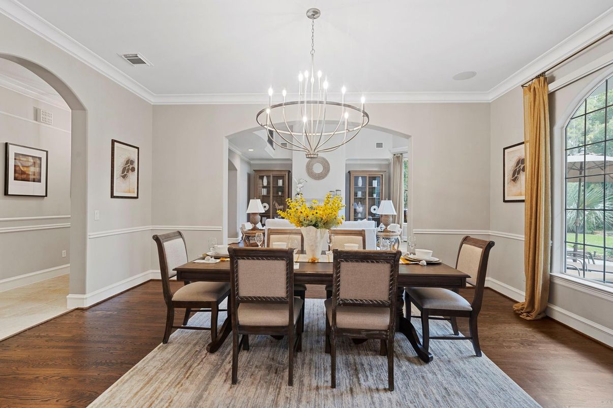 Chandelier, Dining room, Interior, Wood Texture Flooring