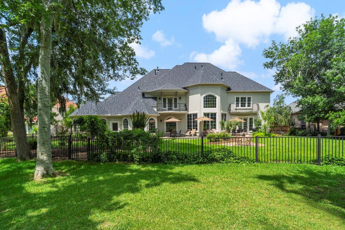 Backyard, Exterior, Facade, French Provincial