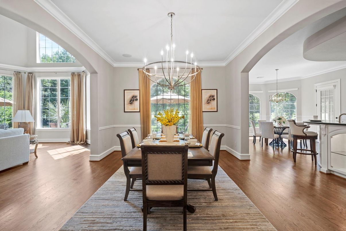 Chandelier, Dining room, Interior, Pendant Lights, Wood Texture Flooring