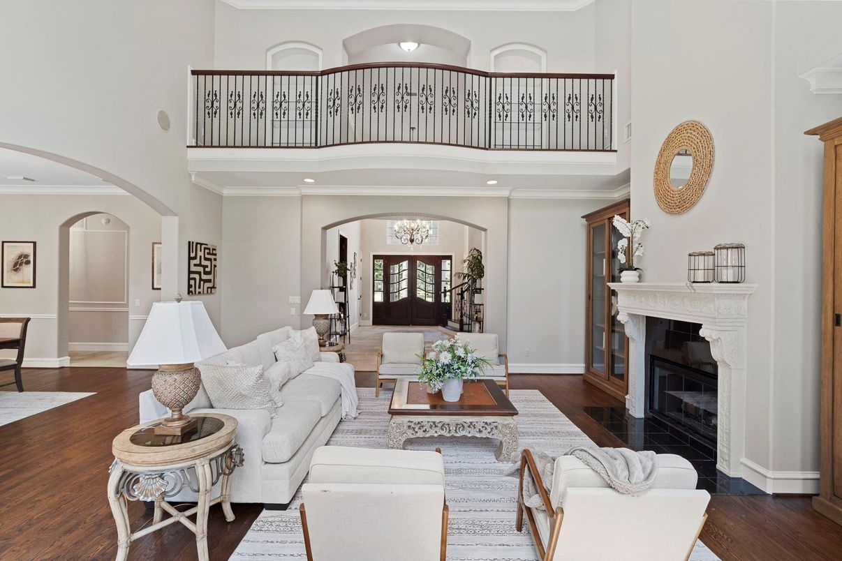 Chandelier, Fireplace, Interior, Living room, Recessed Lighting, Wood Texture Flooring