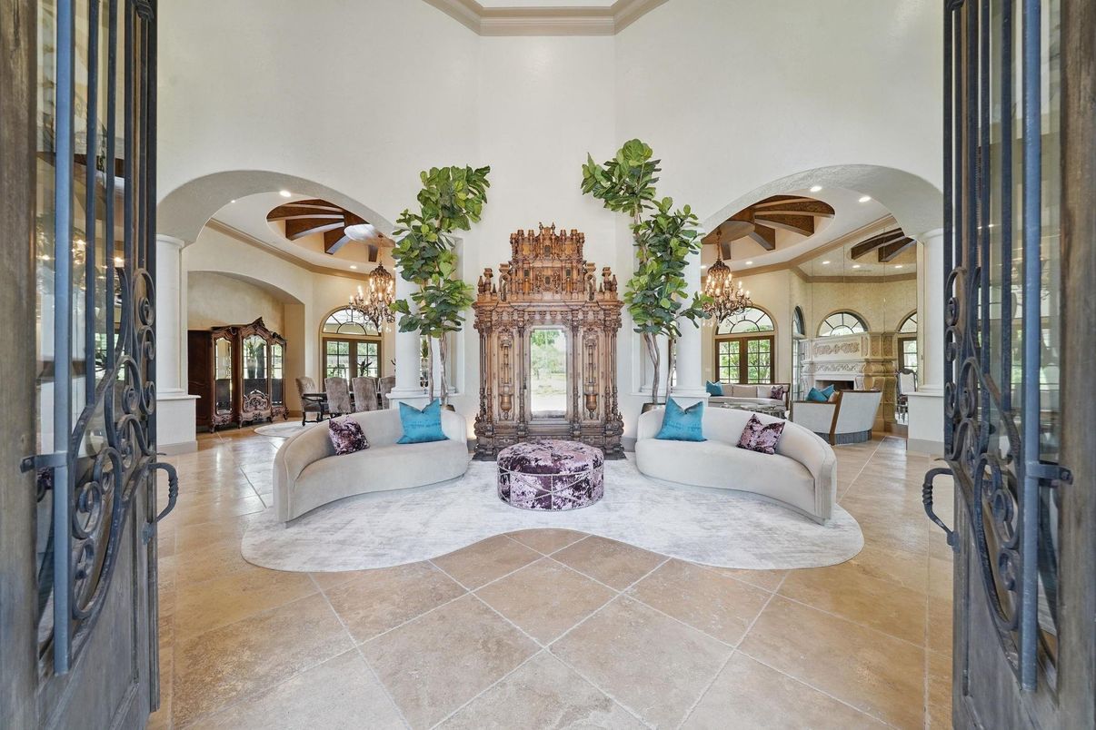 Chandelier, Interior, Living room, Recessed Lighting, Wooden Beams