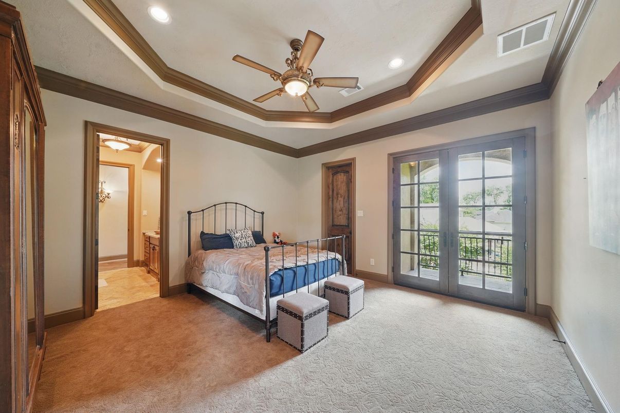 Bedroom, Interior, Recessed Lighting