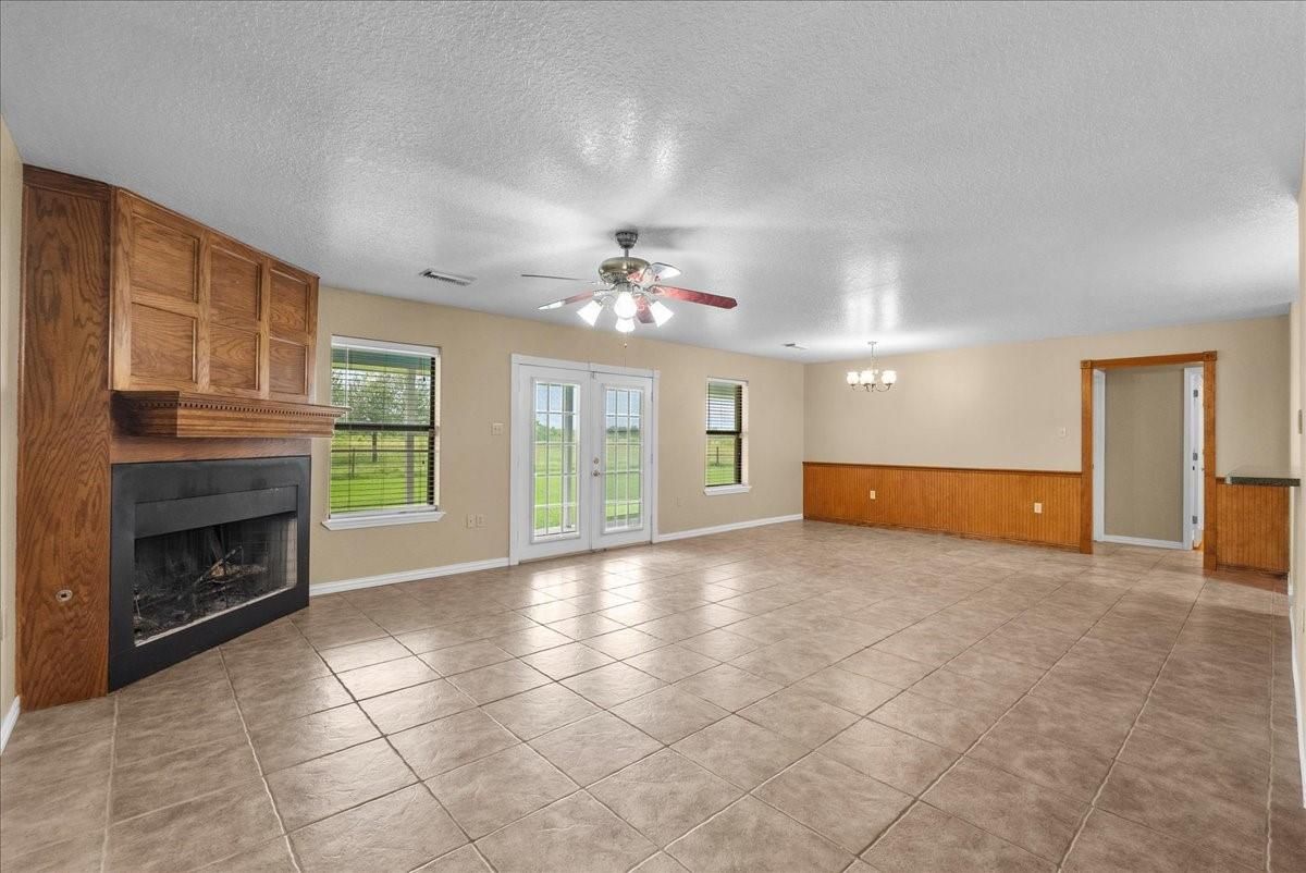 Empty room, Fireplace, Interior