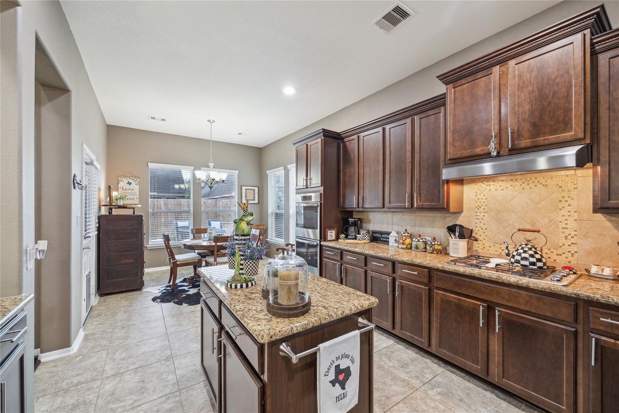 Chandelier, Dining room, Interior, Kitchen, Recessed Lighting