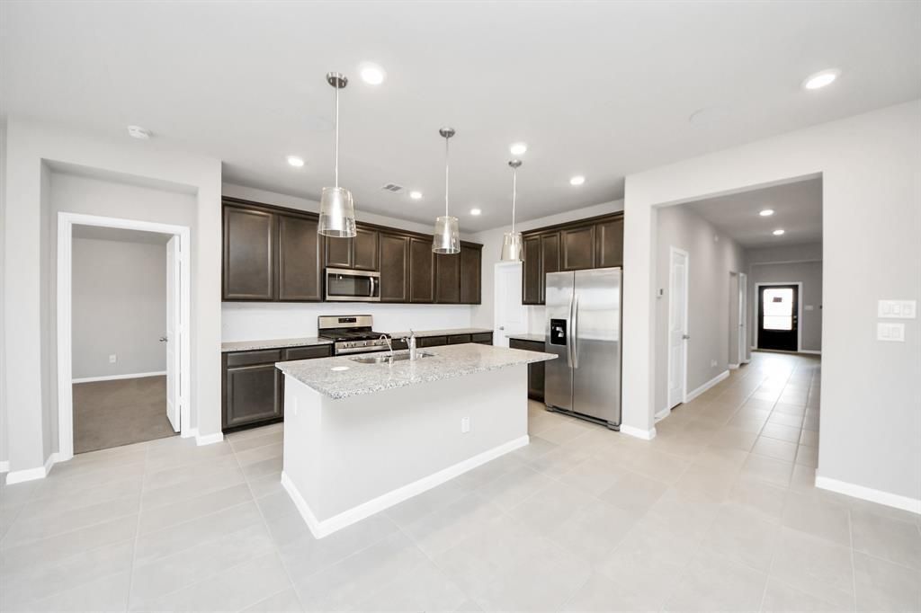 Interior, Kitchen, Pendant Lights, Recessed Lighting, Stainless Steel Appliances