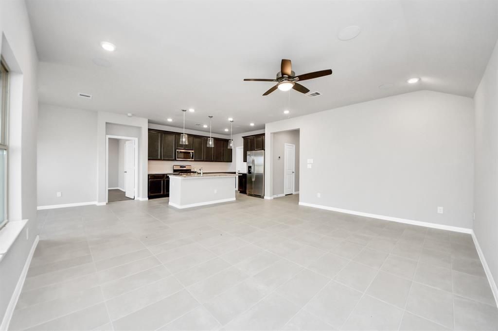 Empty room, Interior, Kitchen, Pendant Lights, Recessed Lighting