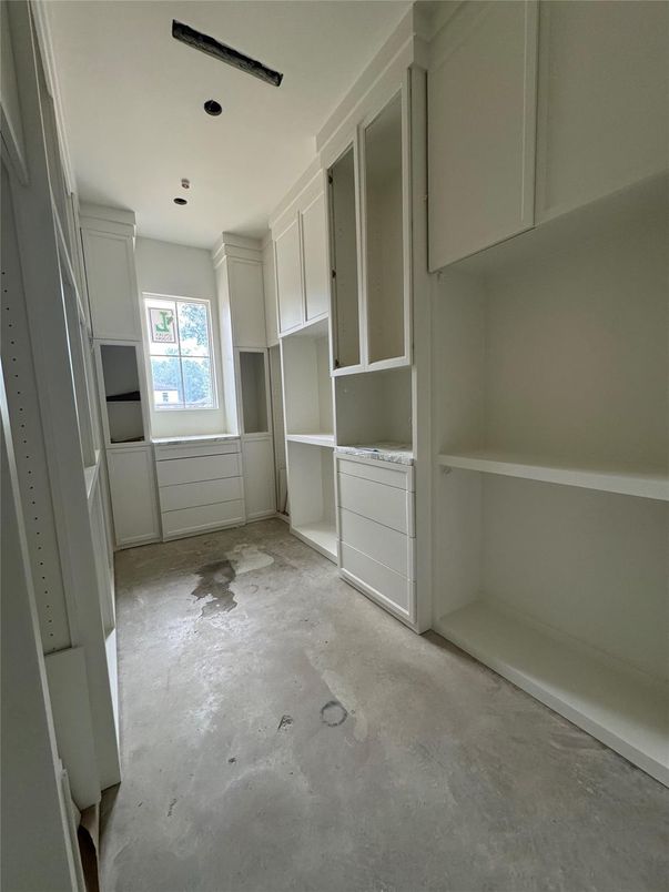Interior, Recessed Lighting, Walk-in Closets