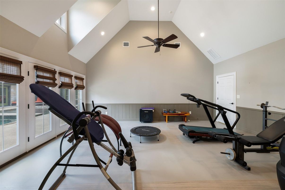 Fitness Equipment, Interior, Recessed Lighting