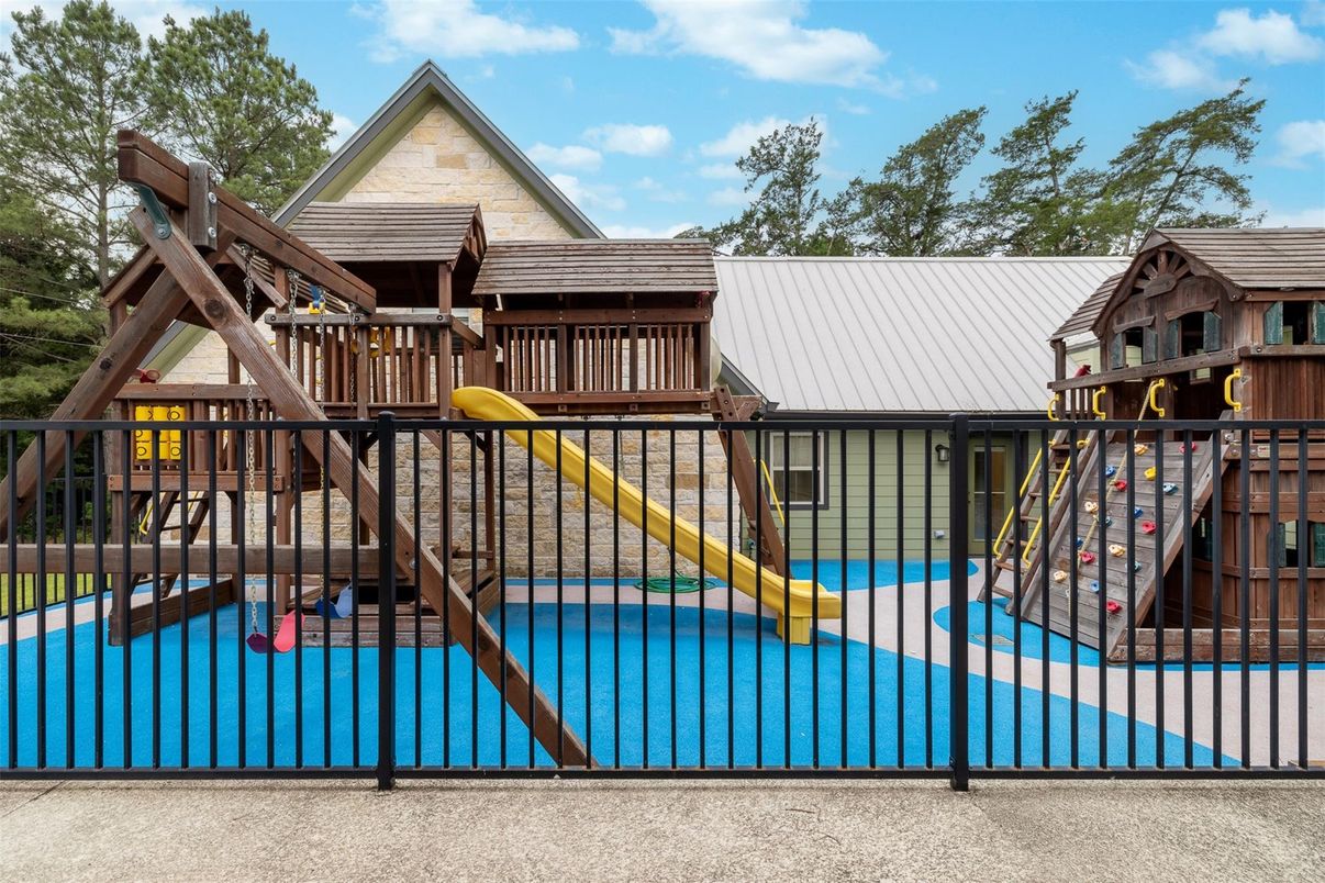 Backyard, Exterior, Playground