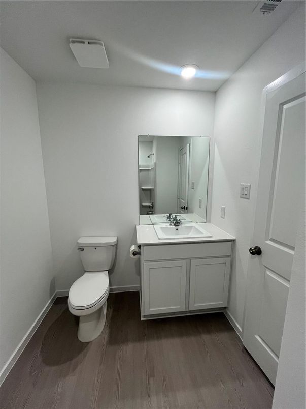 Bathroom, Interior, Recessed Lighting, Wood Texture Flooring