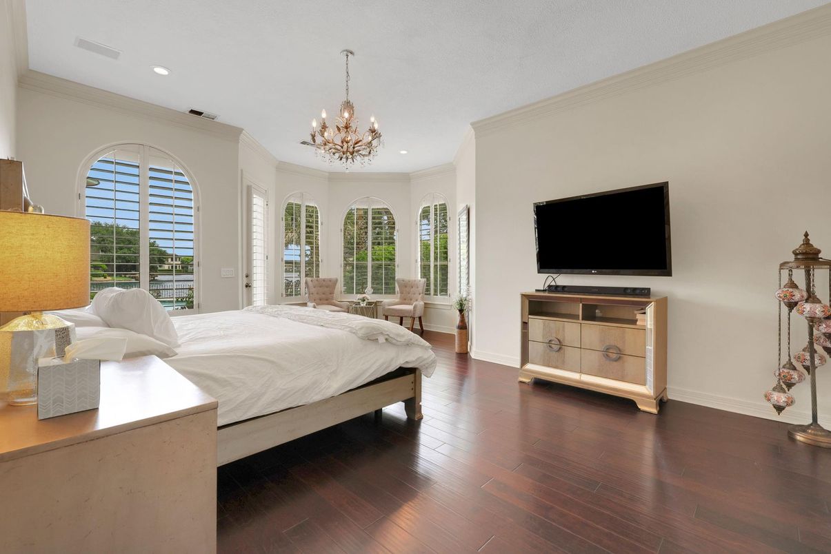 Bedroom, Chandelier, Interior, Recessed Lighting, Wood Texture Flooring