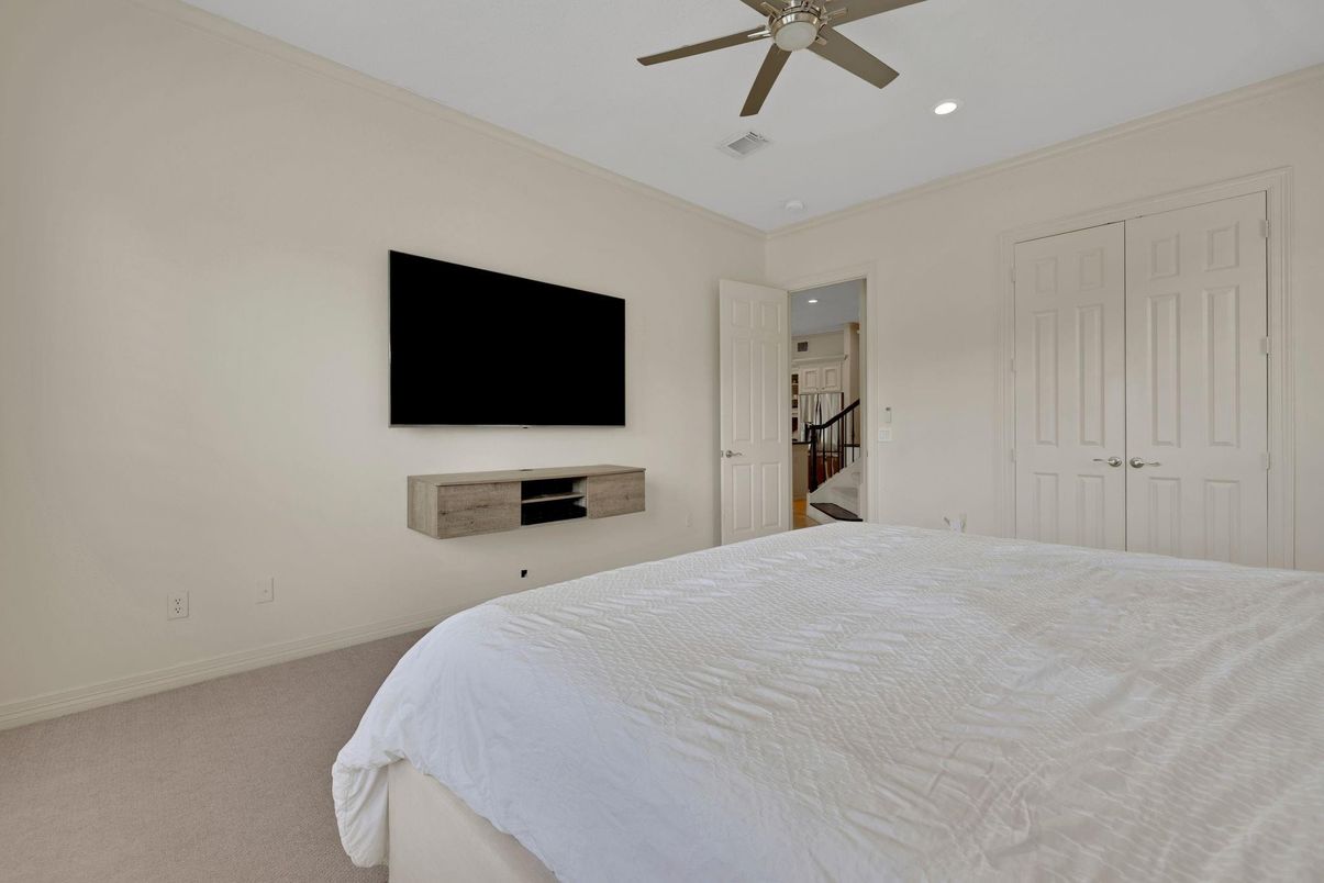Bedroom, Interior, Recessed Lighting