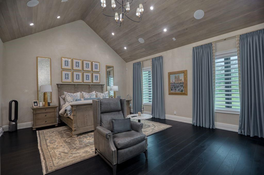 Bedroom, Interior, Recessed Lighting, Wooden Ceilings, Wood Texture Flooring