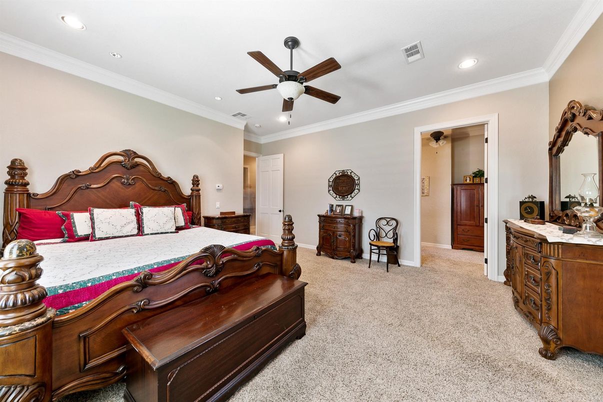 Bedroom, Interior, Recessed Lighting