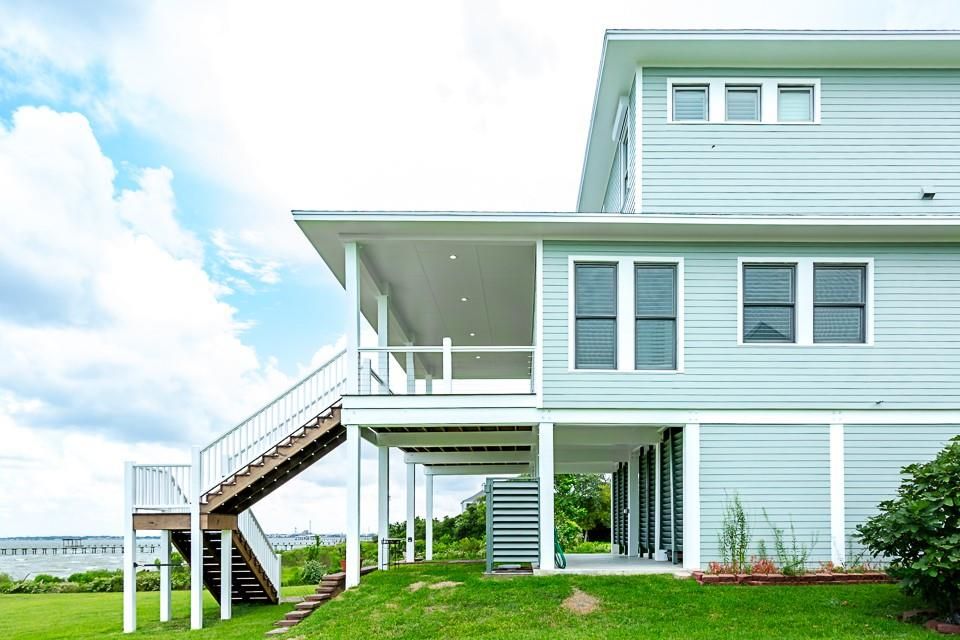 Backyard, Exterior, Water