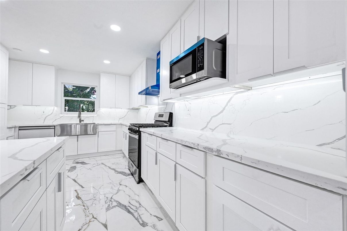 Interior, Kitchen, Marble, Marble Walls, Recessed Lighting