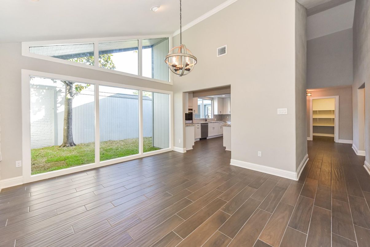 Chandelier, Interior, Kitchen, Pendant Lights, Wood Texture Flooring