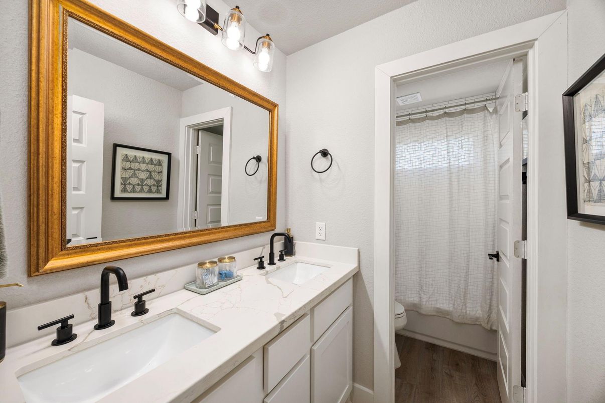 Bathroom, Dual Sink Vanities, Interior, Wood Texture Flooring