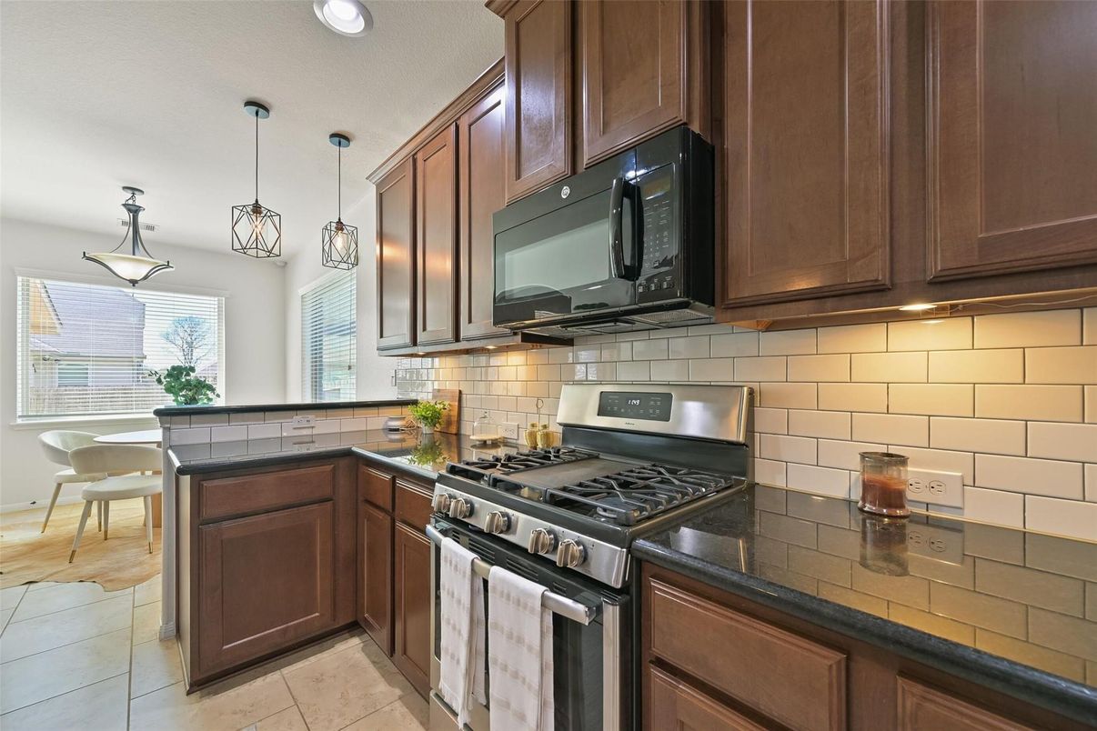 Dining room, Interior, Kitchen, Pendant Lights, Recessed Lighting
