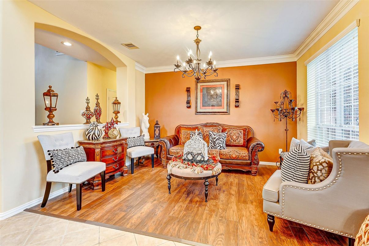 Chandelier, Interior, Living room, Recessed Lighting, Wood Texture Flooring