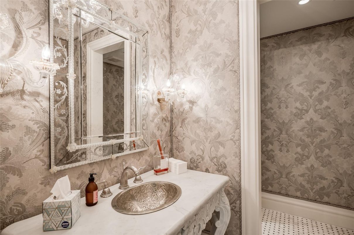 Bathroom, Interior, Pendant Lights