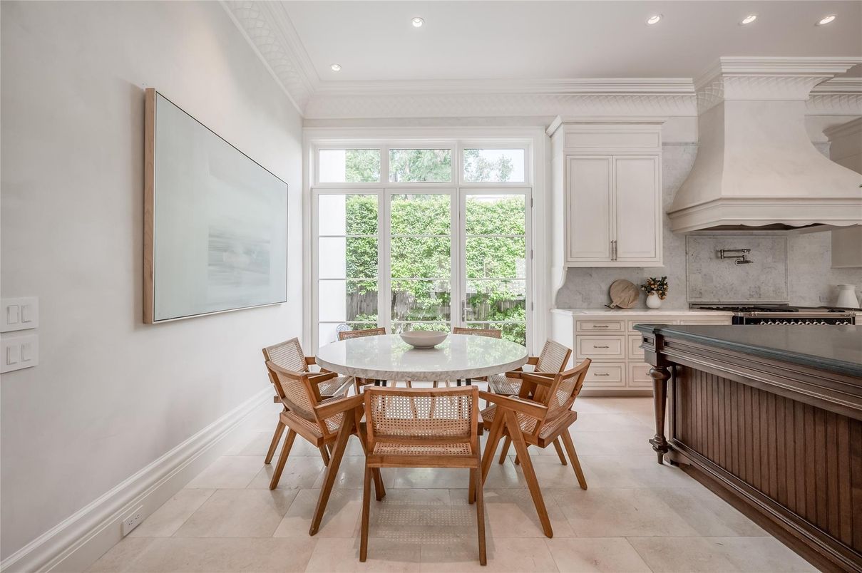 Dining room, Interior, Kitchen, Recessed Lighting