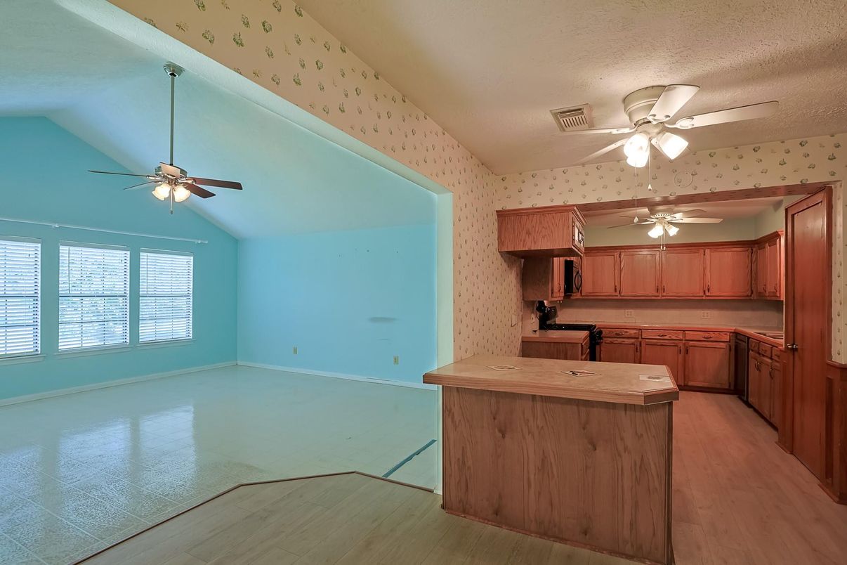 Empty room, Interior, Kitchen, Wood Texture Flooring