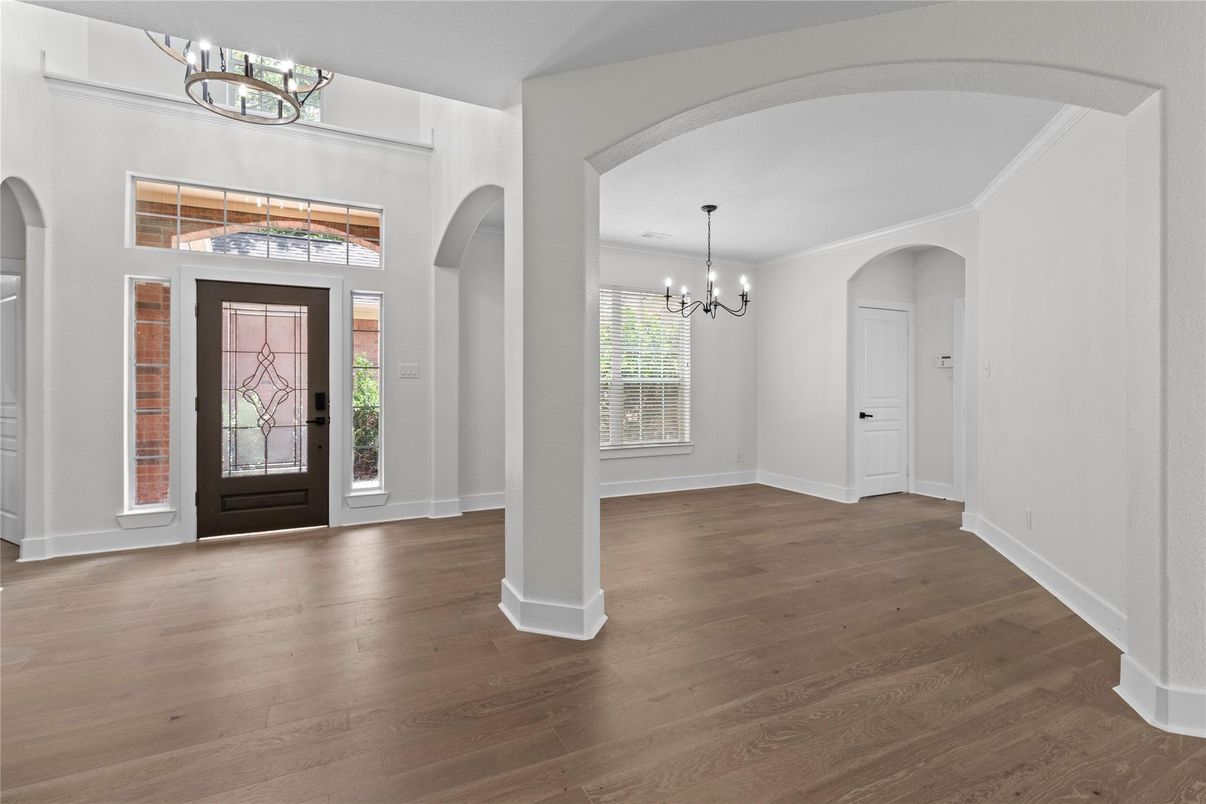 Chandelier, Interior, Wood Texture Flooring