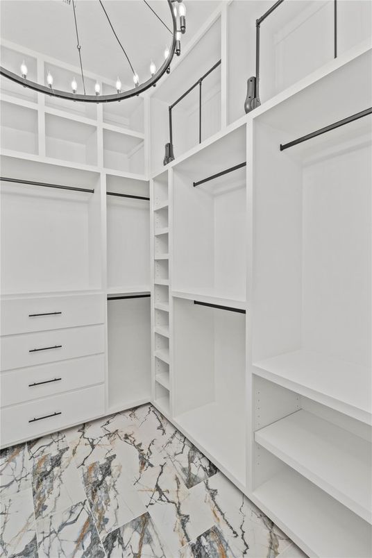 Interior, Walk-in Closets