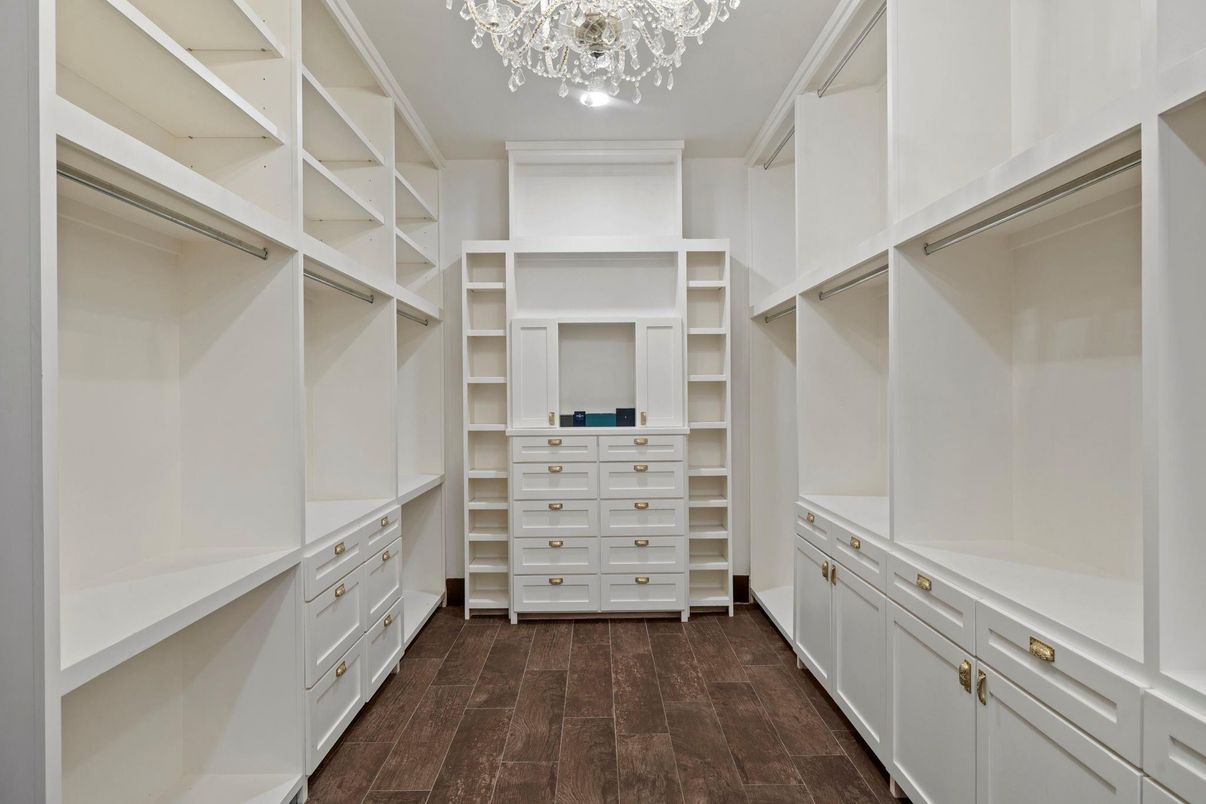 Chandelier, Interior, Recessed Lighting, Walk-in Closets, Wood Texture Flooring