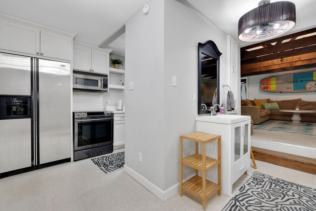 Interior, Kitchen, Stainless Steel Appliances
