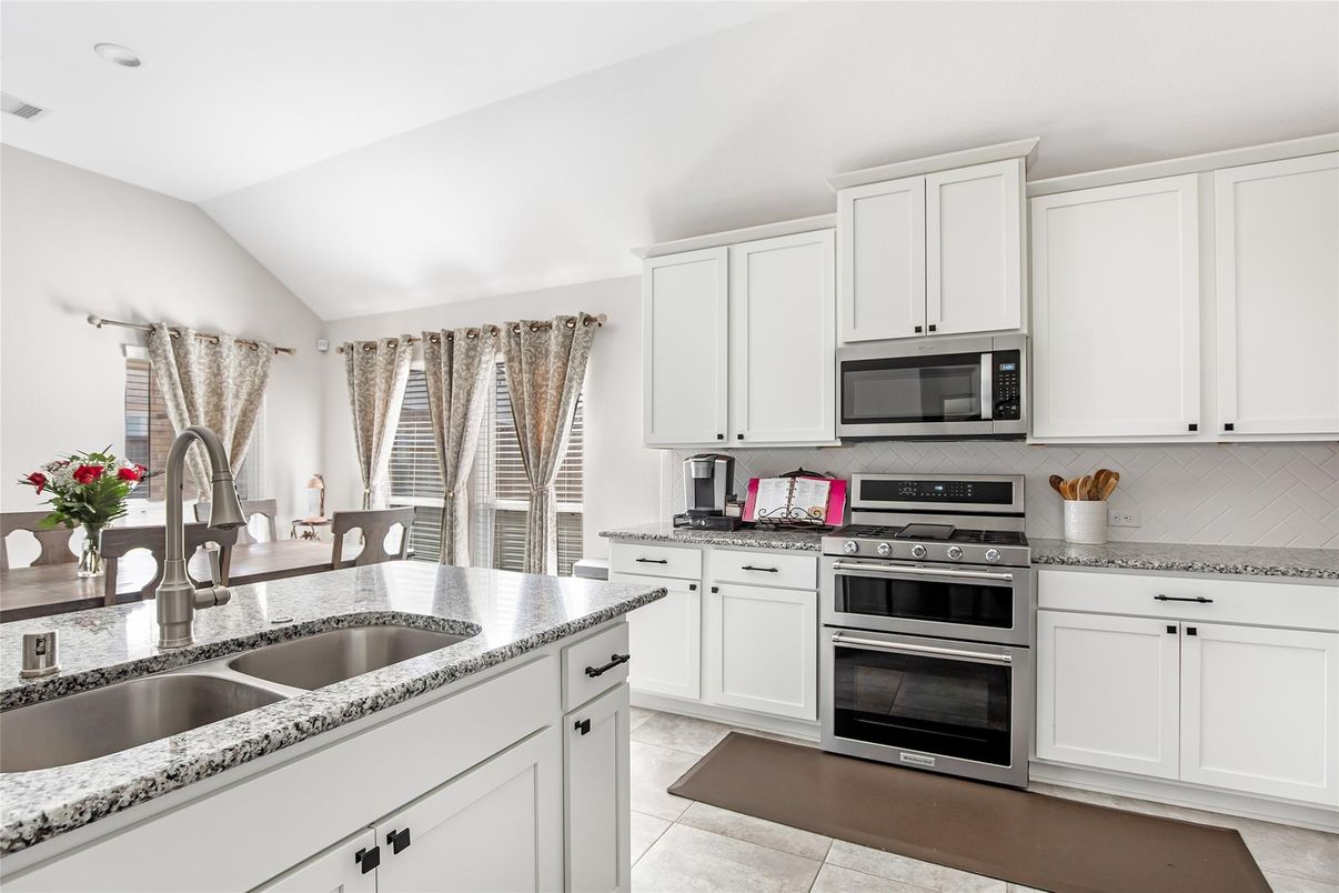 Interior, Kitchen, Stainless Steel Appliances