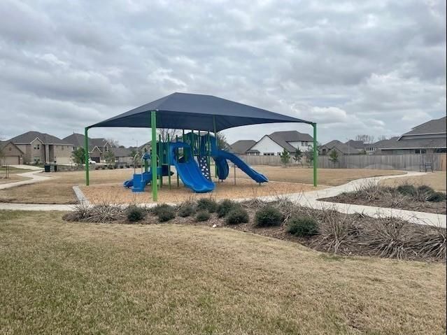 Backyard, Exterior, Playground
