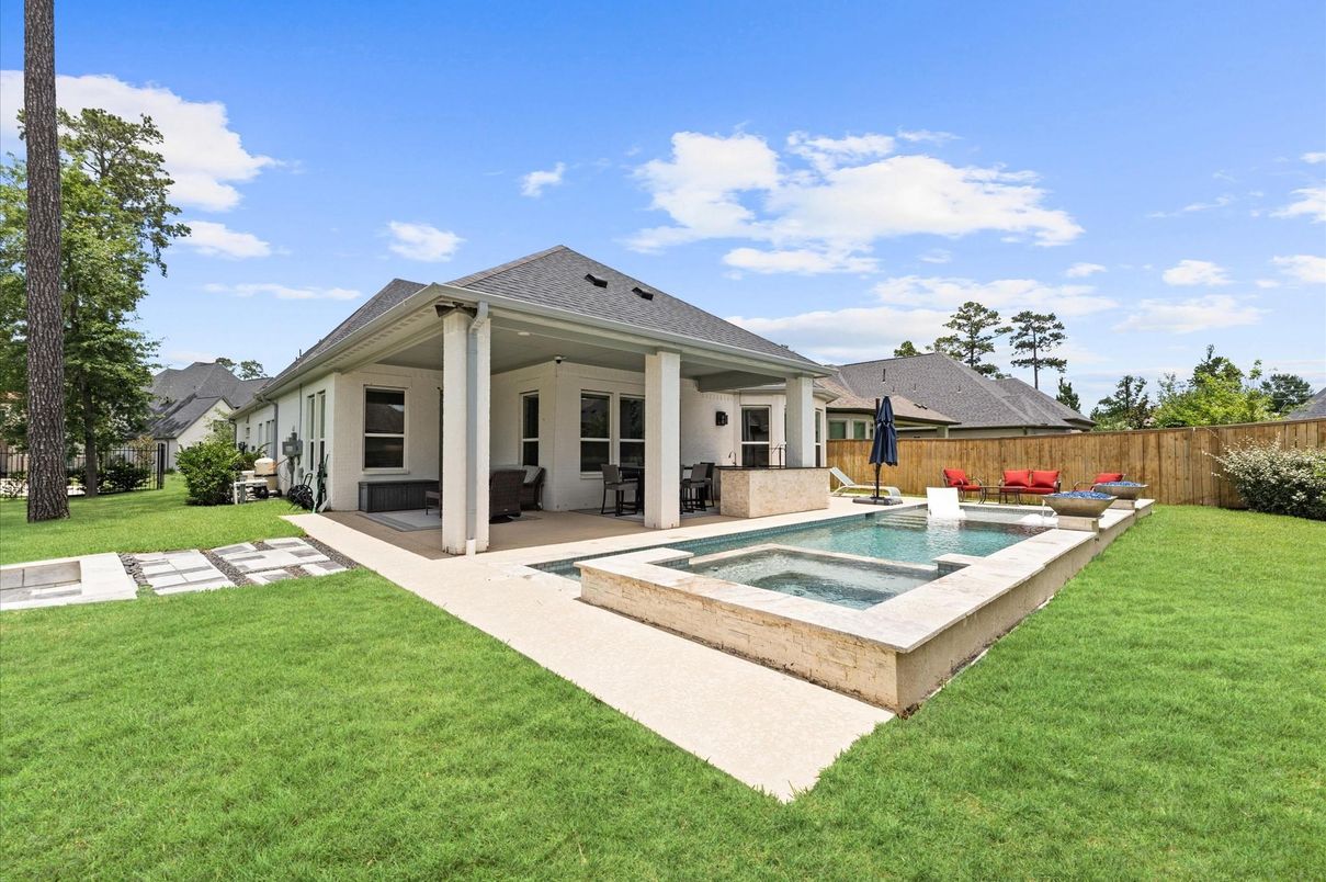 Backyard, Exterior, Pool