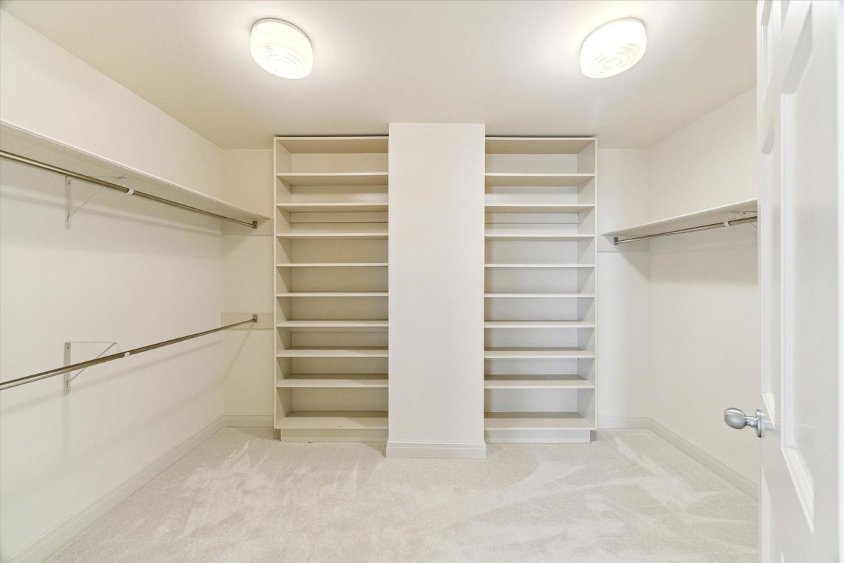 Interior, Walk-in Closets
