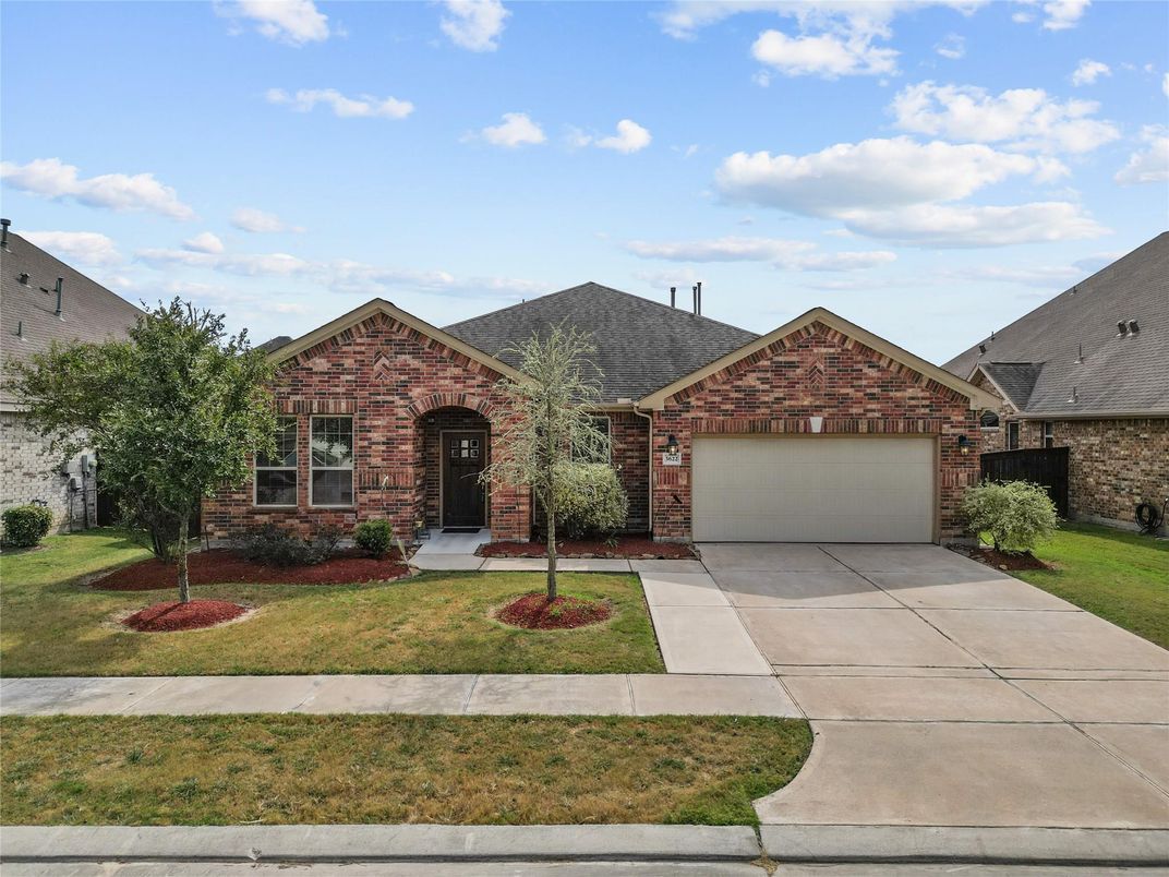 Attached, Exterior, Facade, Brick Facade, Brick Traditional