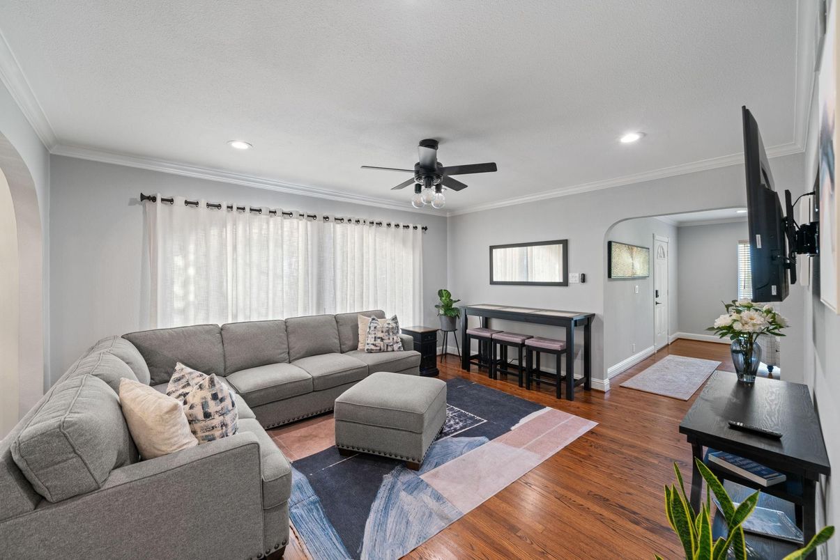 Fireplace, Interior, Living room, Recessed Lighting, Wood Texture Flooring