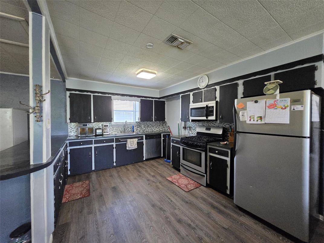 Interior, Kitchen, Wood Texture Flooring