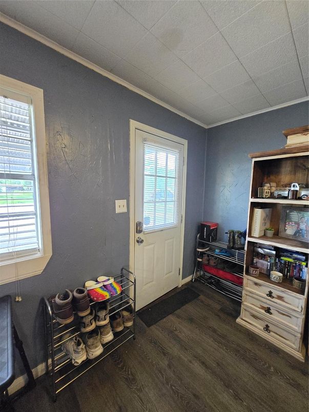 Fitness Equipment, Interior, Wood Texture Flooring