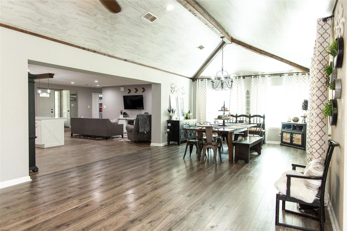 Chandelier, Dining room, Interior, Living room, Pendant Lights, Recessed Lighting, Wood Texture Flooring