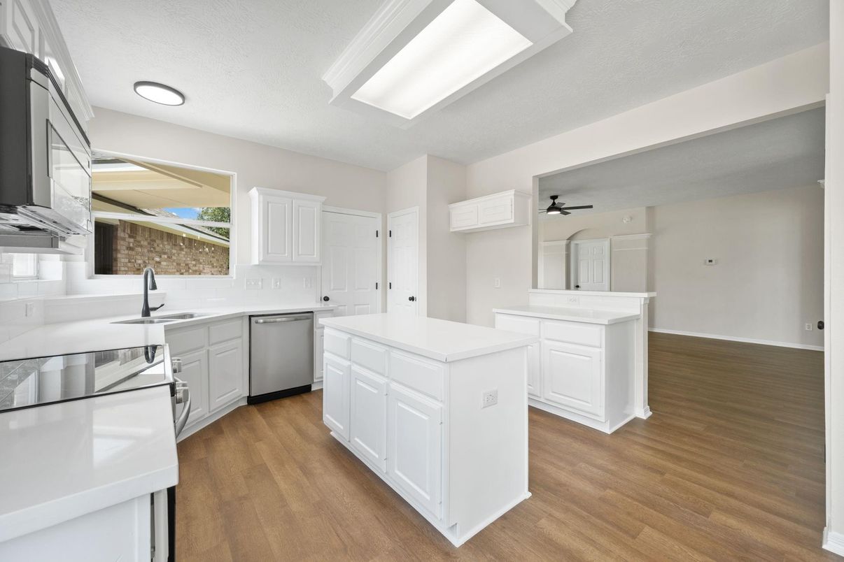 Interior, Kitchen, Recessed Lighting, Wood Texture Flooring