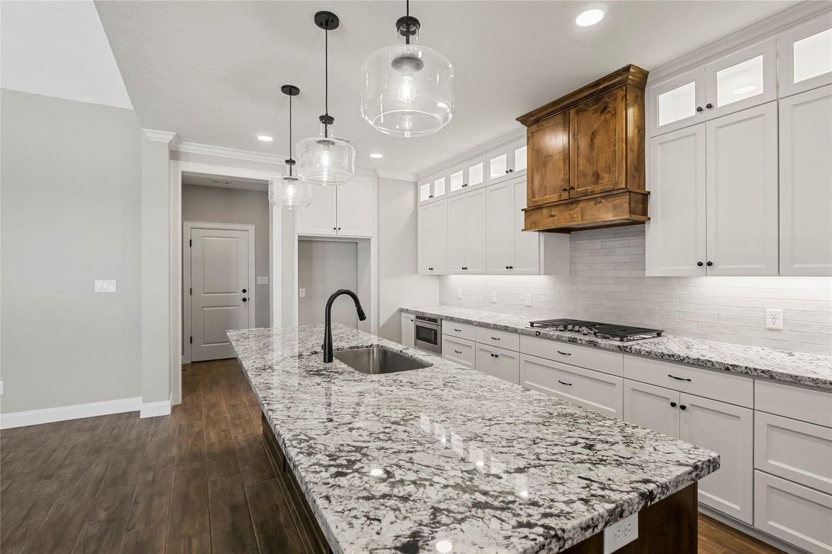 Interior, Kitchen, Pendant Lights, Recessed Lighting, Wood Texture Flooring