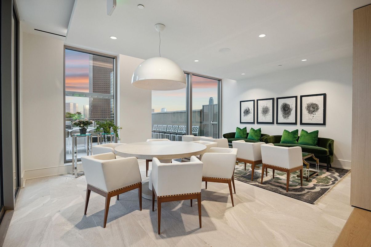 Dining room, Interior, Living room, Pendant Lights, Recessed Lighting