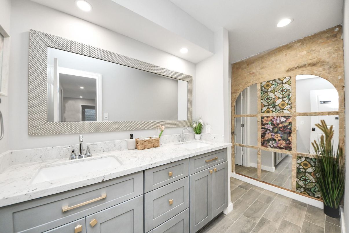 Bathroom, Dual Sink Vanities, Interior, Recessed Lighting, Wood Texture Flooring