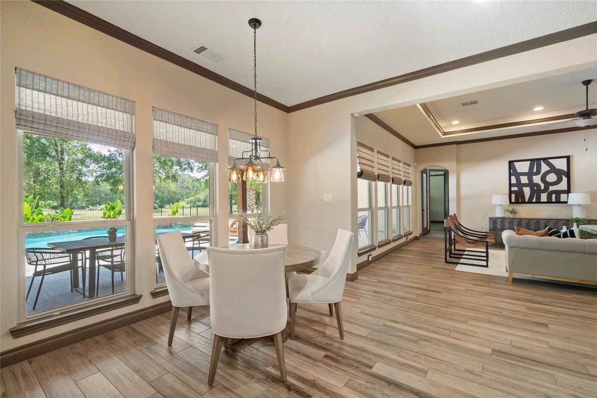 Dining room, Interior, Living room, Pendant Lights, Recessed Lighting, Wood Texture Flooring