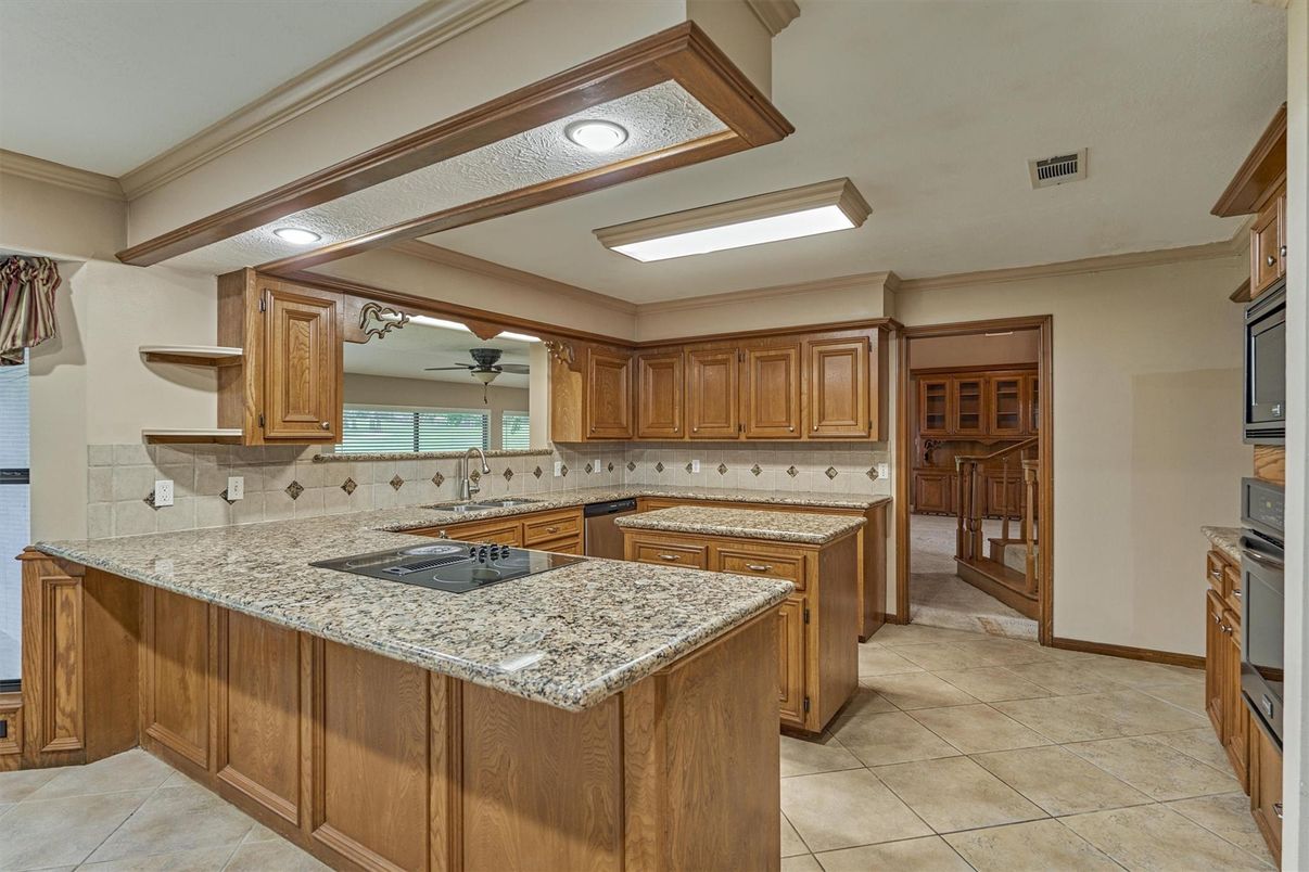 Interior, Kitchen, Recessed Lighting