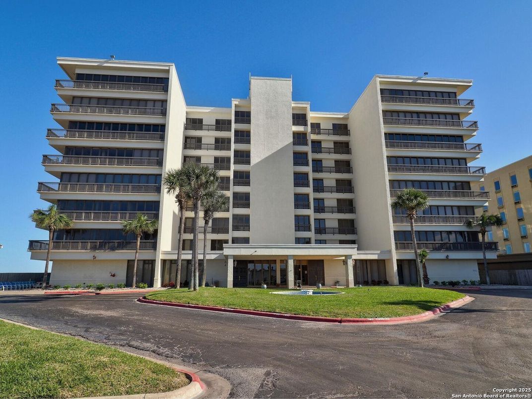 Exterior, Facade, Condo Building